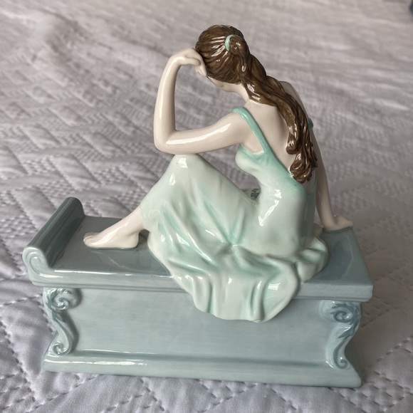 Royal Doulton Natural Beauty Collection - Picture 5 of 6